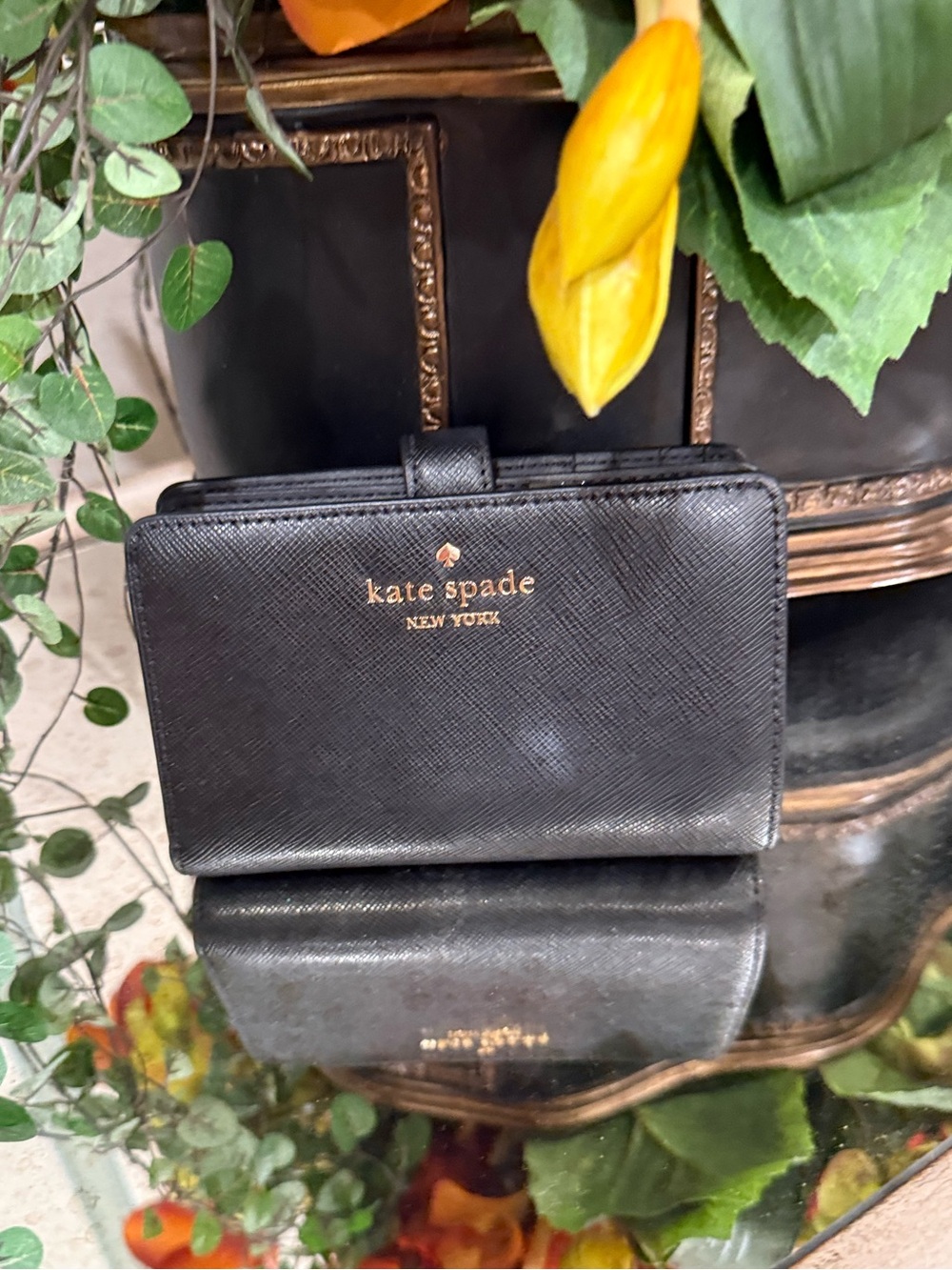 kate spade Black Saffiano Leather Small Wallet with Gold Logo